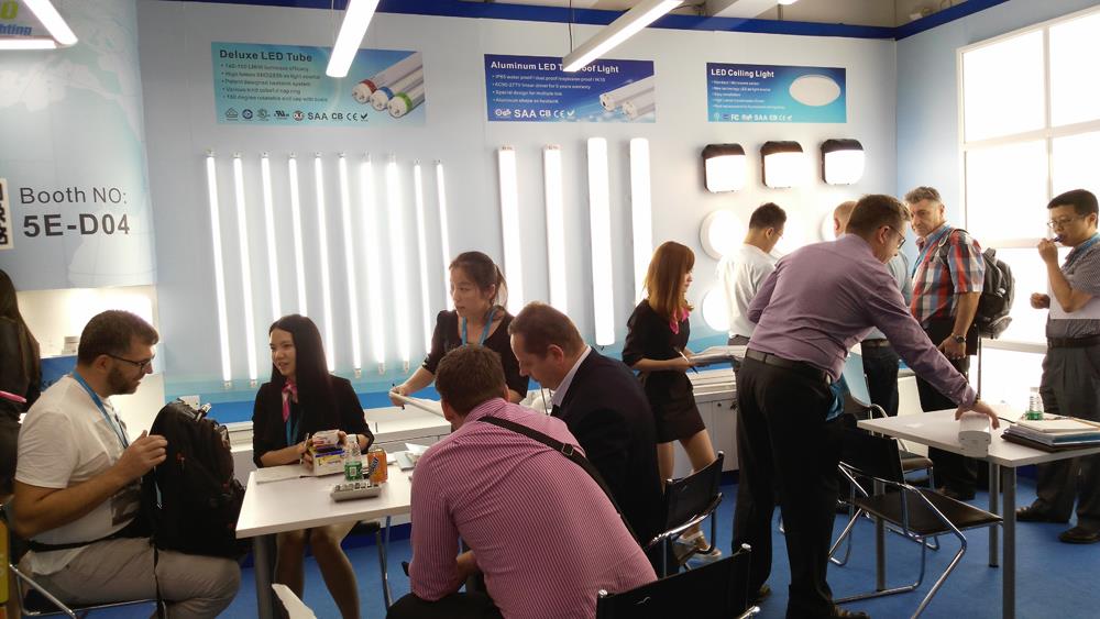 VDE certificated Rotatable T8 LED Tube VDE certificated Rotatable T8 LED Tube