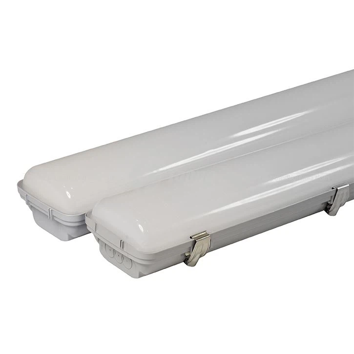 Flicker Free 5 Years Warranty LED Triproof Light